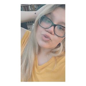 Meet your Posher, Jackie